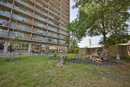 Maple-Place 23
